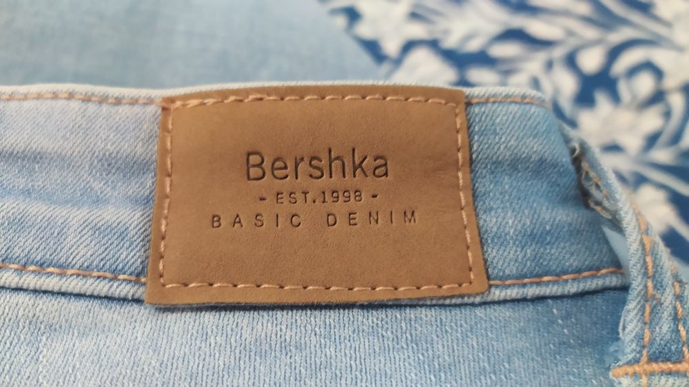 Calças Bershka skinny high waist
