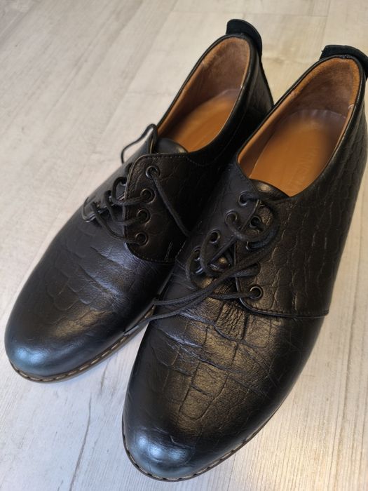 Półbuty czarne Venezia