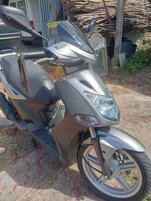 KYMCO 125 cm3  6000 km
