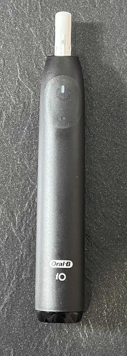 Szczoteczka elektryczna Oral-B iO 2 Night Black