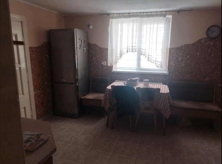 Продається пів особняк район вулиці Вовчинецькій