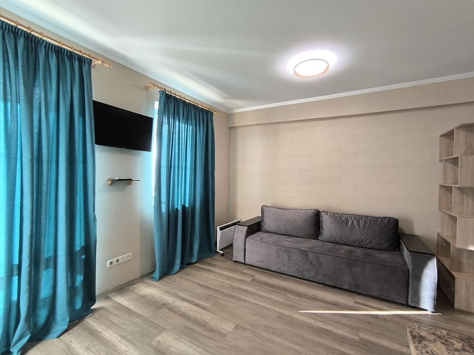 Свет есть.Посуточно свободна 1кк. ул.С.Рихтера новострой/близко центр