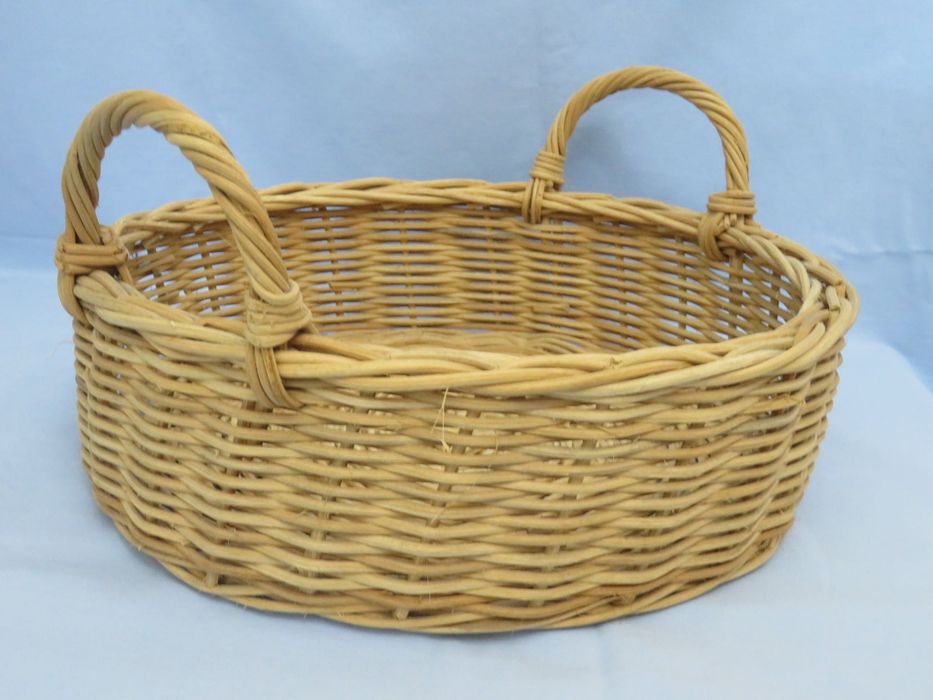 Traditional Round Straw Basket, 35 cm Diameter