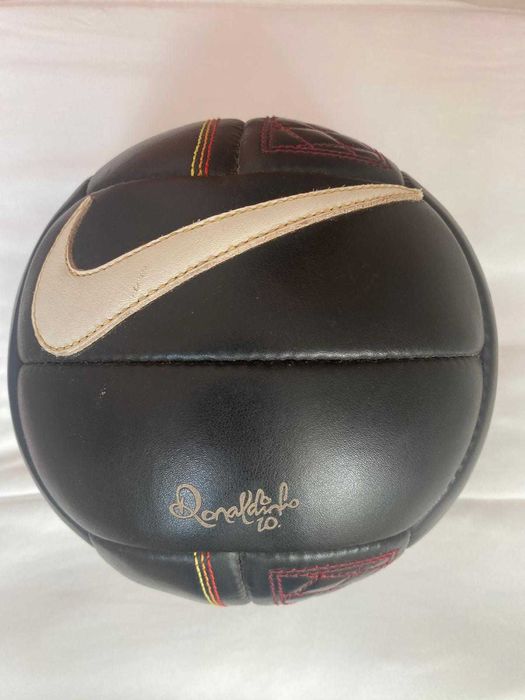 nike bola futebol edição limitada Ronaldinho