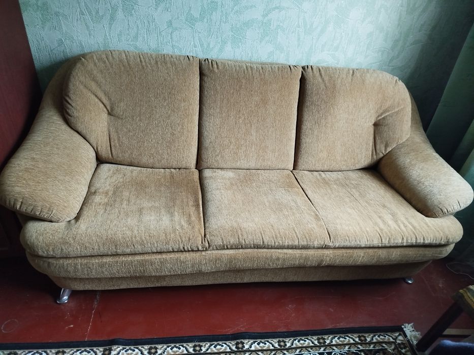 Продам гарний диван