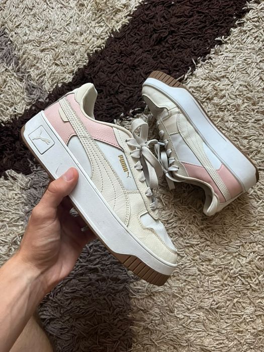 Кросівки фірми Puma