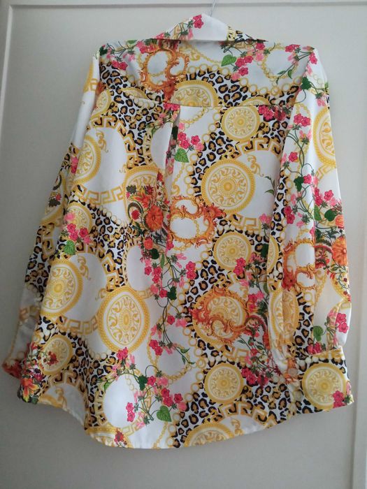 Blusa de mulher manga comprida