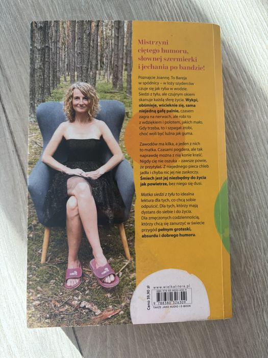 Matka siedzi z tylu joanna mokosa