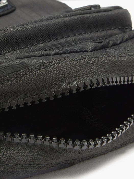 Сумка Acne Studios Arvel Face-patch ripstop cross-body bag