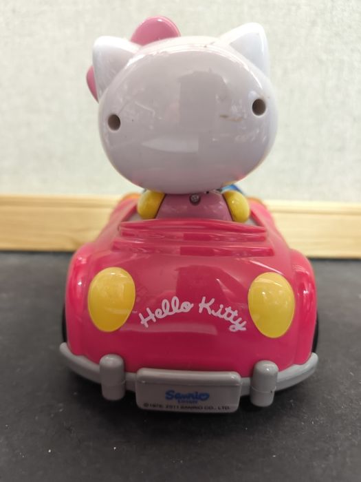 Carro de Brinquedo Hello Kitty