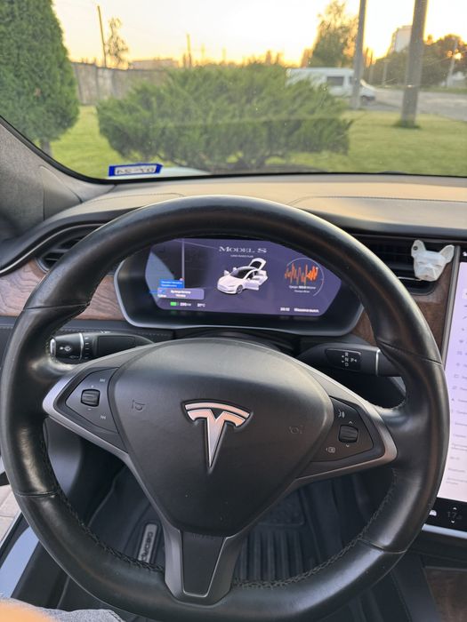 Tesla model s 2020 long range plus