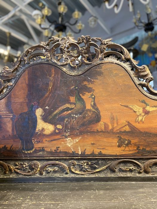 Antyczna oryginalna rzezboina lawka recznie malowana w stylu rokoko