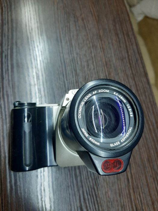 Цифровой зеркальный фотоаппарат