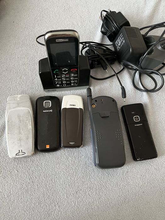 Stare telefony Nokia Alcatel