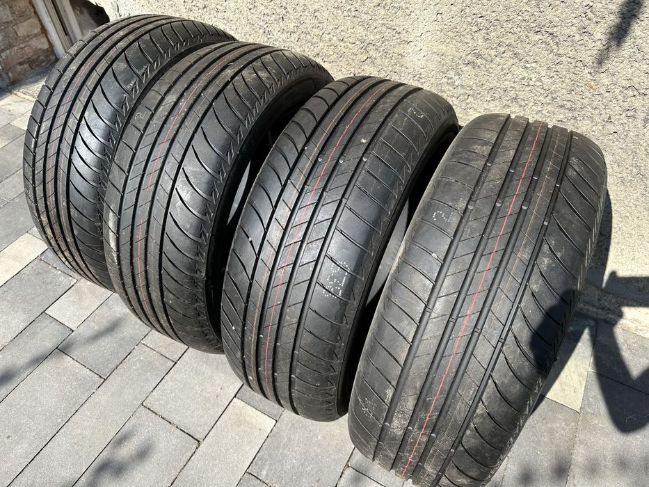 Opony bridgestone 215/50-18 lato nowe