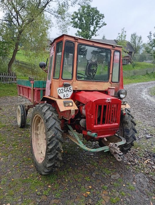 Обміняю трактор т-16 на уаз 469