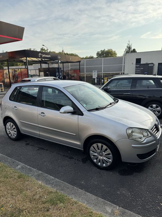 Volkswagen Polo 1.2 Gasolina — 2009