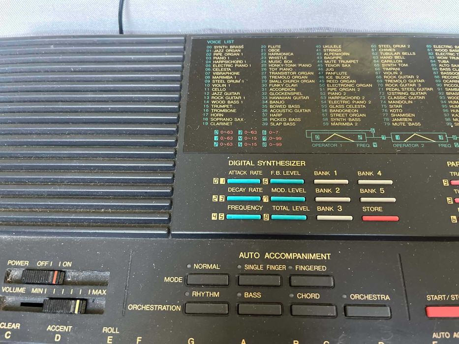 Keyboard Yamaha Porta Sound PSS-580