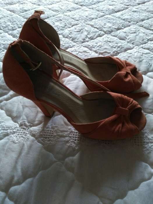 Sapatos e sandálias