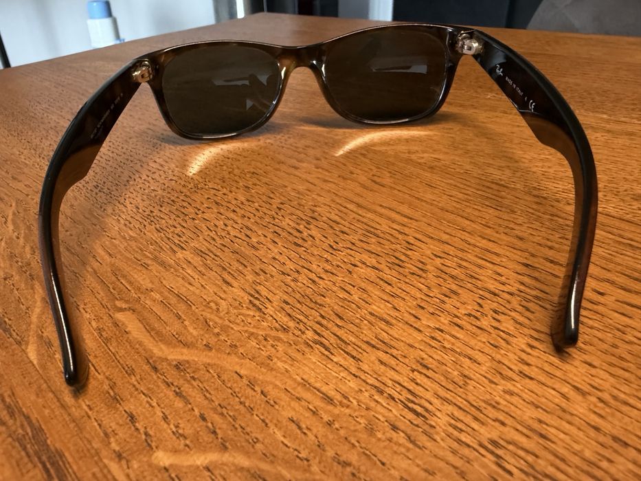 Оригінальні  сонцезахисні окуляри Ray Ban