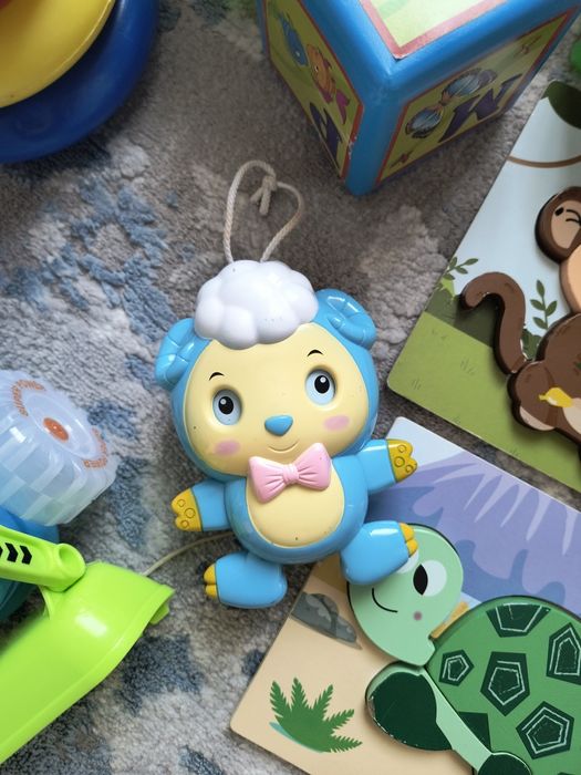 Іграшки лот пакет машинка піраміда кубики пазли дерев'яні