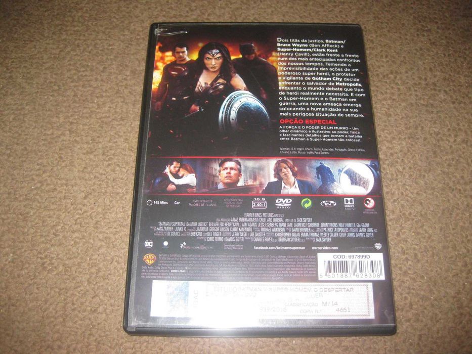 DVD "Batman v Super-Homem: O Despertar da Justiça" com Ben Affleck