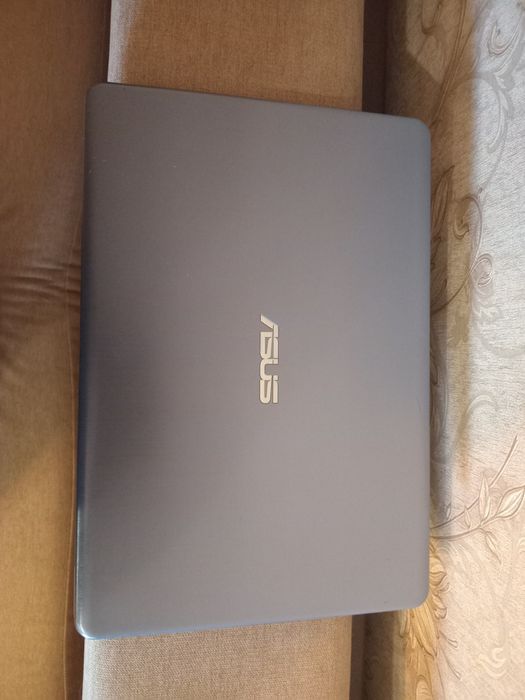 Ультрабук ASUS VivoBook  E406s