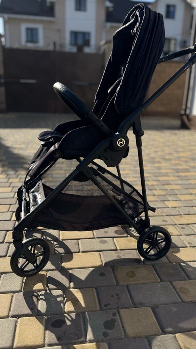 Cybex Melio — свобода руху для мами, комфорт для малюка!