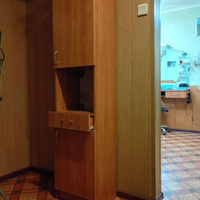 продам тумбу, недорого