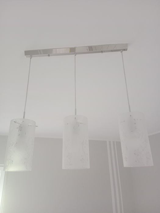 Lampa  wisząca srebrna  z 3 kloszami