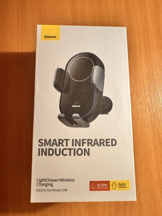 Автомобільний тримач для телефону