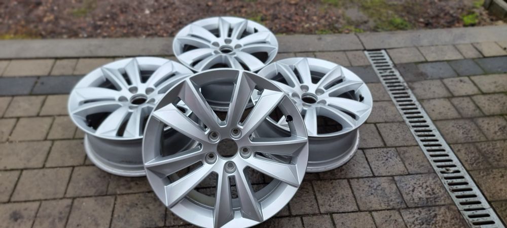 Felgi 17" Aluminiowe Volvo S60 V60 oryginał