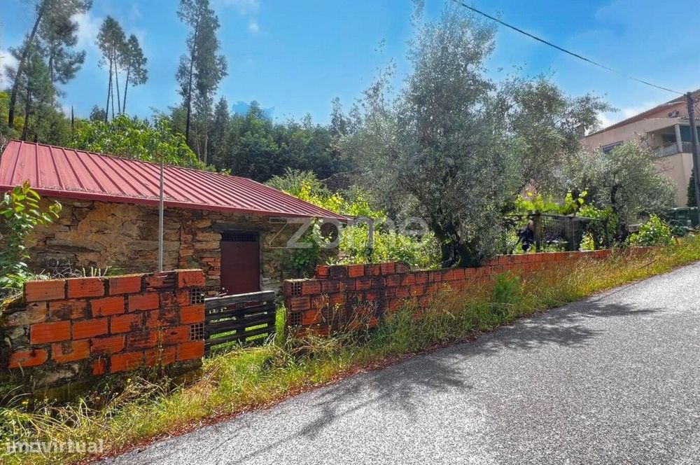 Terrenos Urbanizáveis com 680 e 1.630 m2 - Pampilhosa da Serra — Pampilhosa da Serra, Coimbra