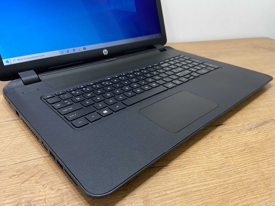 1283 Duży Laptop HP 17 cali, Dysk SSD, AMD 6010, WINDOWS 10, 100% sprawny