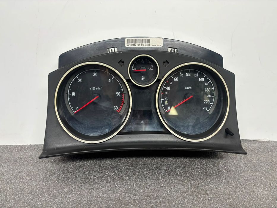 Quadrante / painel de instrumentos OPEL Astra H Caravan (L35)