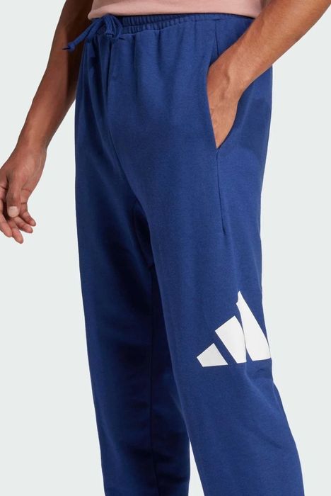 Штани чоловічі adidas  оригінал р. L(штаны адидас оригинал