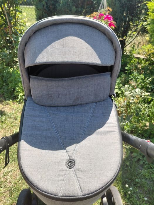 Коляска Roan Bass 2в1
