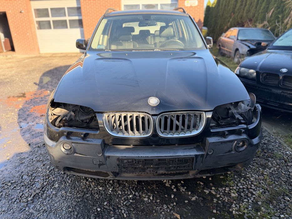 Bmw x3 E83 BLACK SAPPHIRE 475/9 przód maska zderzak wzmocnienie pas przedni blotnik prawy pod xenon czarny czarna grill nerki halogen zawiasy