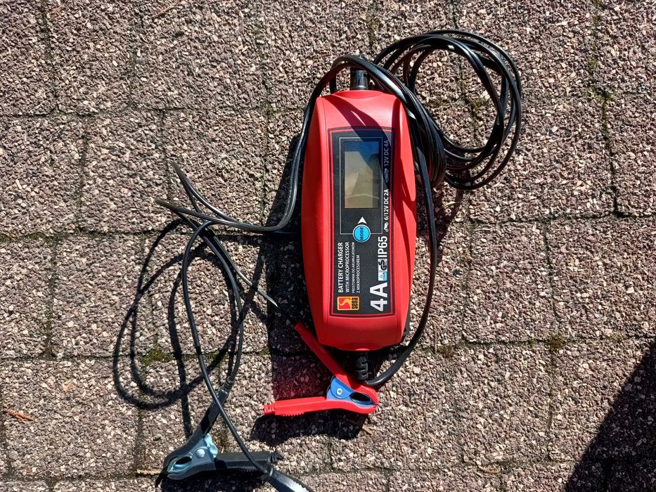 Prostownik 6v i 12v
