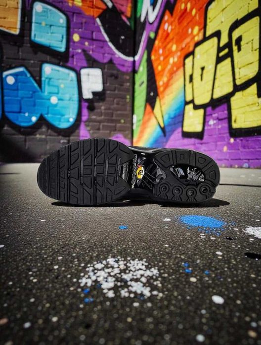 БЕЗ ПЕРЕДОПЛАТИ‼️ Nike Air Max Plus Triple Найк Аир Макс ТН