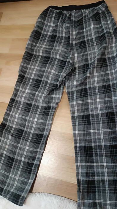 Spodnie dziewczęce rozmiar XS