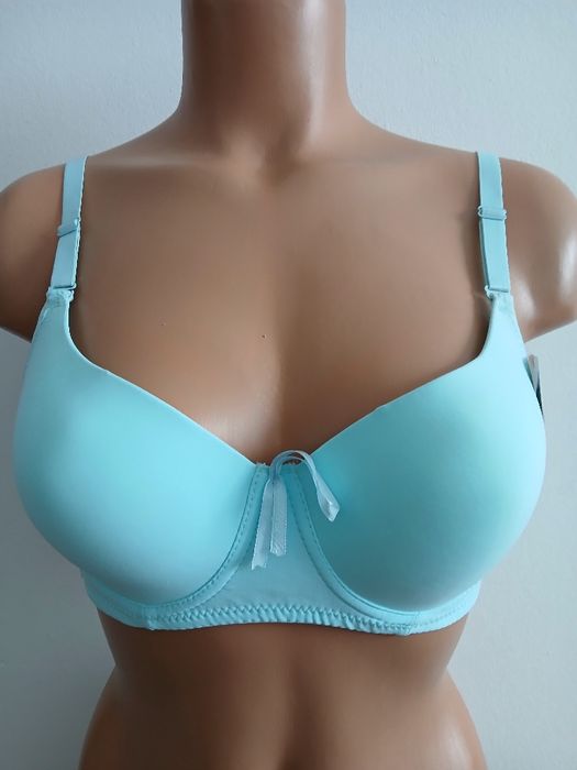 Biustonosze 36/80 B 7 sztuk. (8)