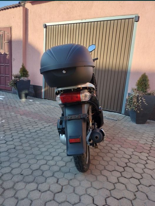 Skuter Walstreet 125