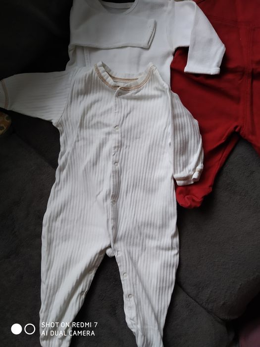 Ubranka niemowlęce 56 62 h&M