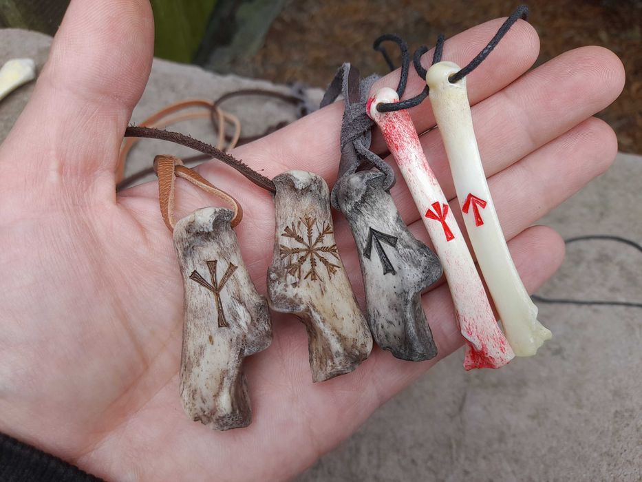 Кости волка Кістки вовка.