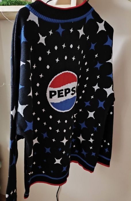 Limitowany sweter Pepsi x Maja Pilarek, 100% wełna merino