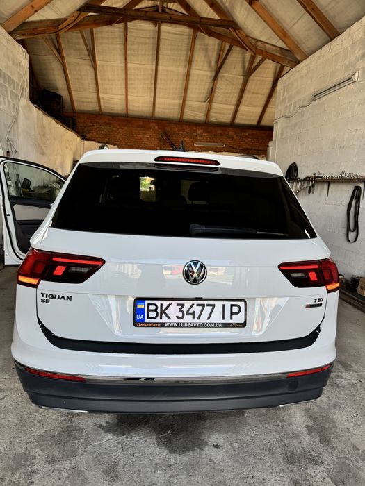 Volkswagen Tiguan 2017 року