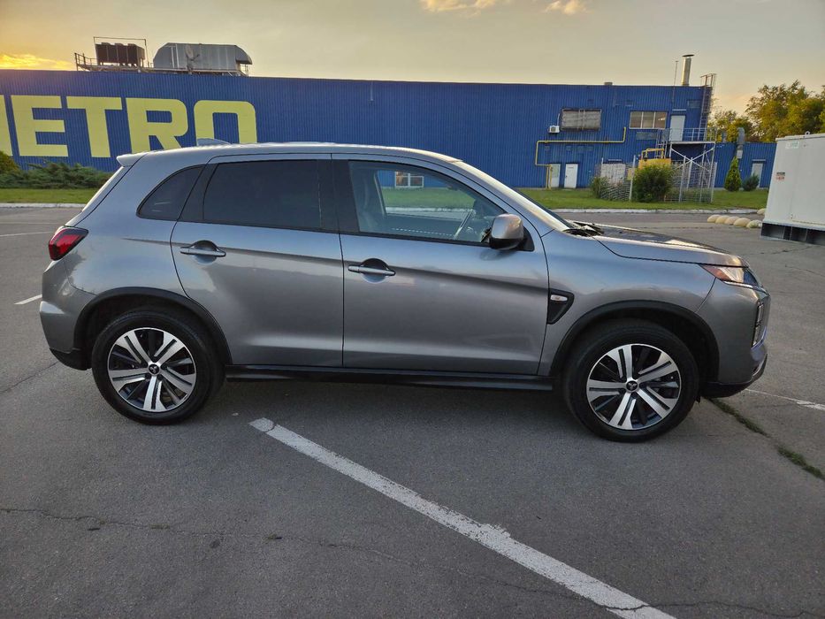 Mitsubishi Outlander Sport 2023 VIN JA4ARUAU1PU009757 фото оголошення 11 з 24