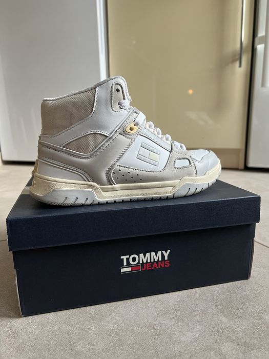 Кроссовки Tommy Hilfiger 38 р