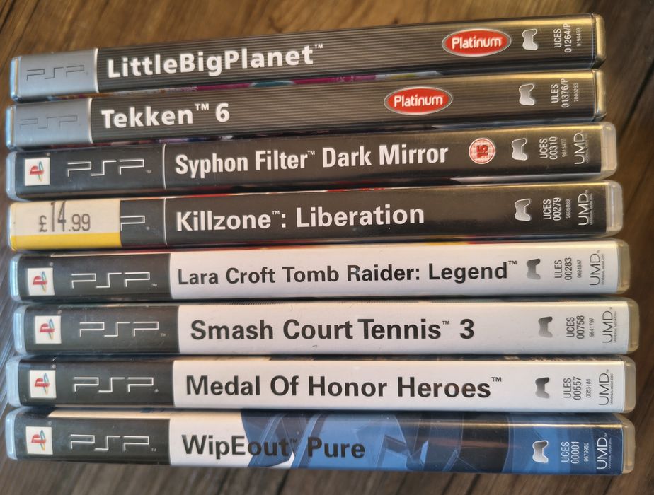 zestaw 8 gier Sony PSP | Większość Premierowe CIB | stan BDB